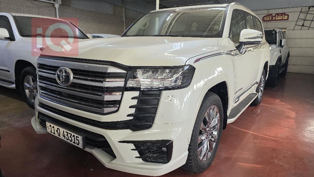 تويوتا لاندكروزر